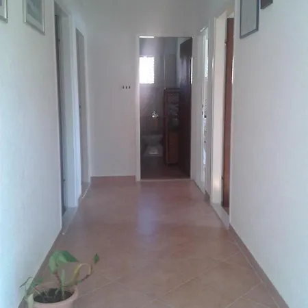 Apartment Ivo - Terrace With Sea View Veli Rat