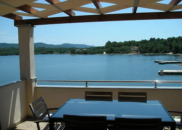 Apartament Ivo Veli Rat