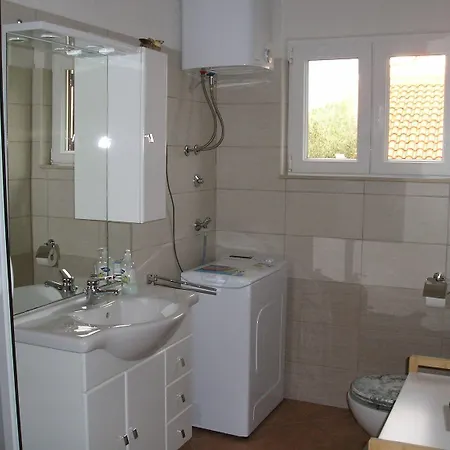 Apartman Ivo Veli Rat