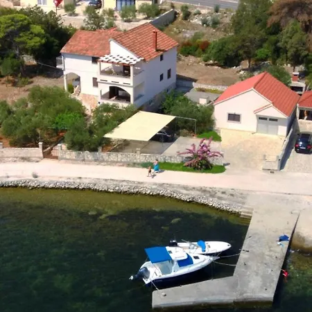 Ivo - Terrace With Sea View Veli Rat